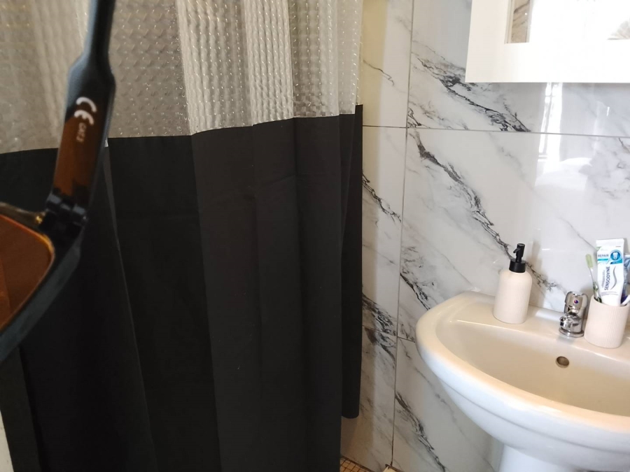 To Let 2 Bedroom Property for Rent in Clarendon KwaZulu-Natal