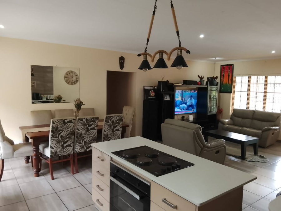 3 Bedroom Property for Sale in Chase Valley KwaZulu-Natal