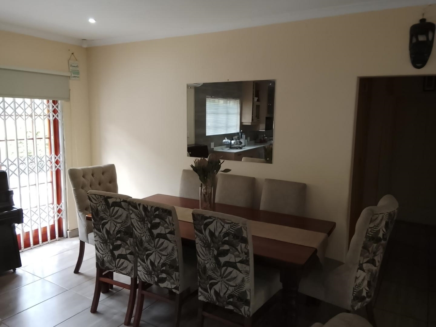 3 Bedroom Property for Sale in Chase Valley KwaZulu-Natal