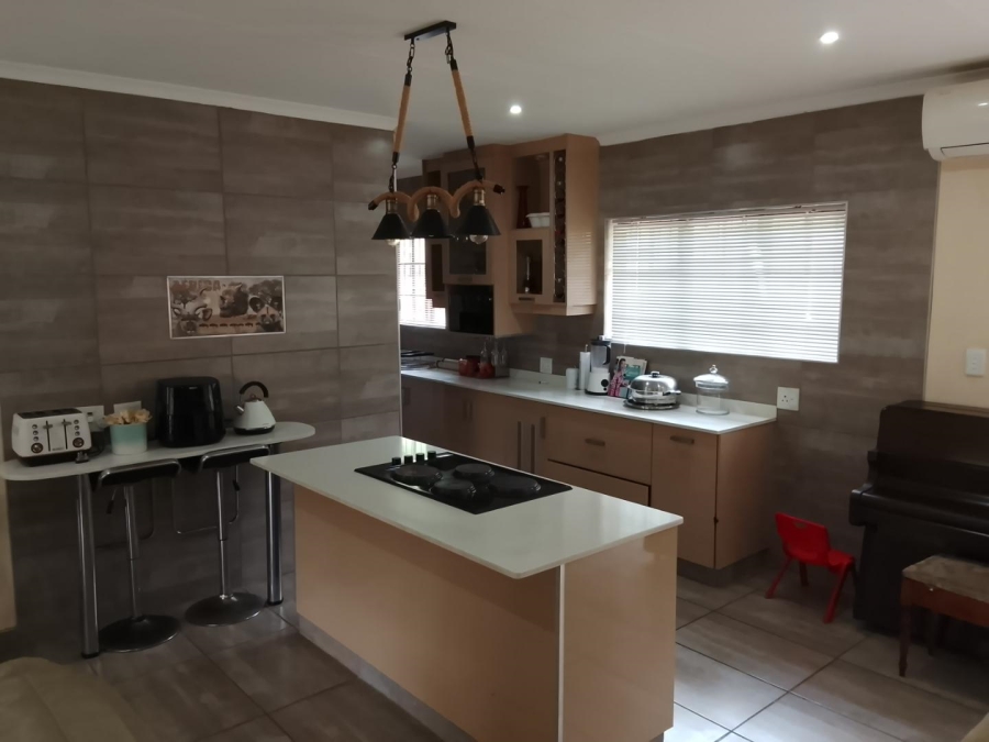 3 Bedroom Property for Sale in Chase Valley KwaZulu-Natal