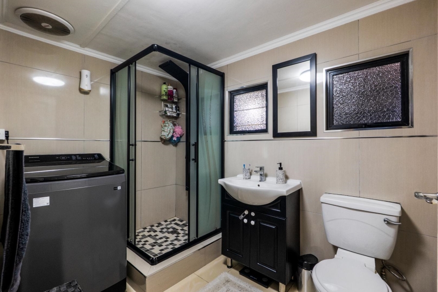 3 Bedroom Property for Sale in Amanzimtoti KwaZulu-Natal