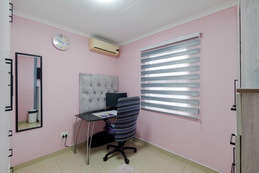 3 Bedroom Property for Sale in Amanzimtoti KwaZulu-Natal