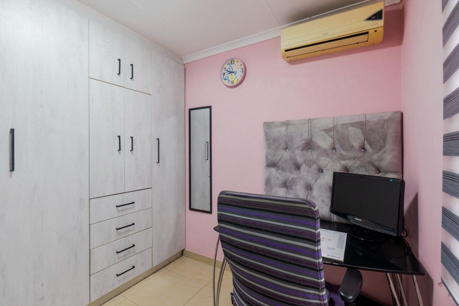 3 Bedroom Property for Sale in Amanzimtoti KwaZulu-Natal