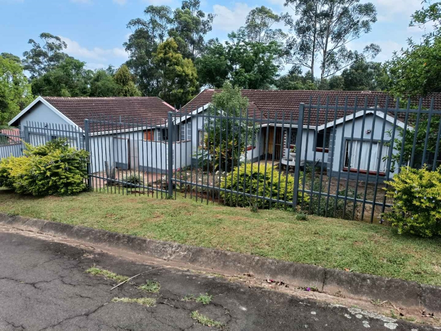 To Let 4 Bedroom Property for Rent in Chase Valley Downs KwaZulu-Natal
