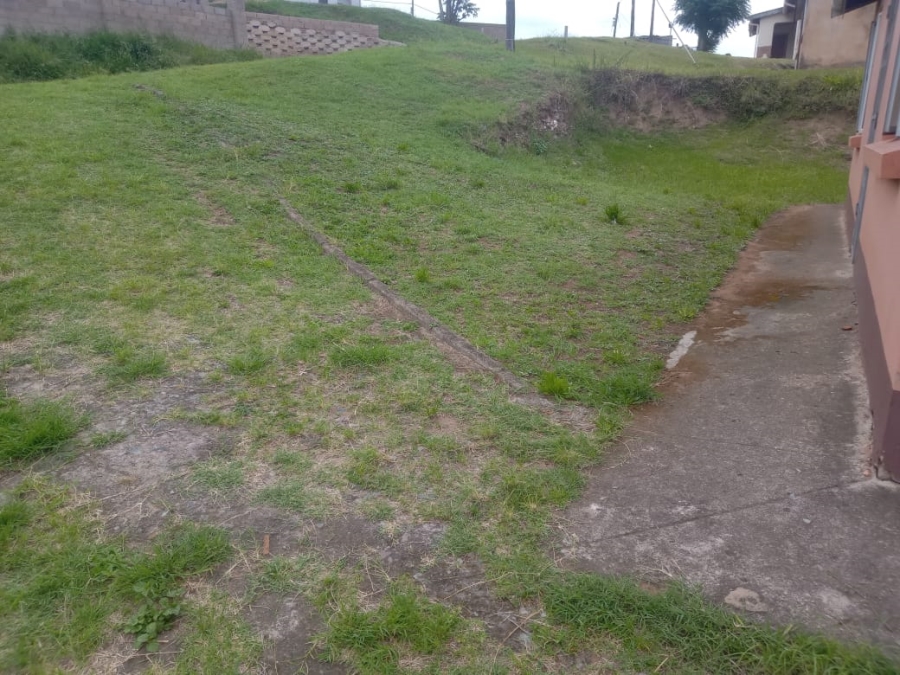 2 Bedroom Property for Sale in Umlazi KwaZulu-Natal