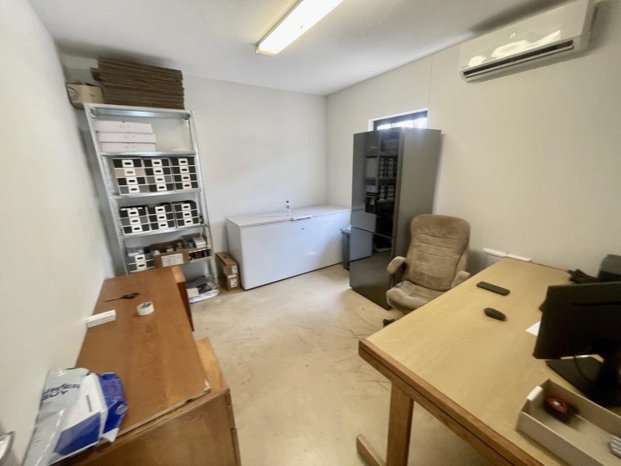 To Let commercial Property for Rent in Red Hill KwaZulu-Natal