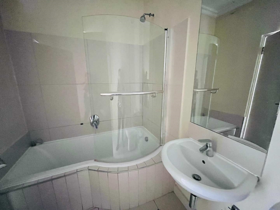 2 Bedroom Property for Sale in Umhlanga Ridge KwaZulu-Natal