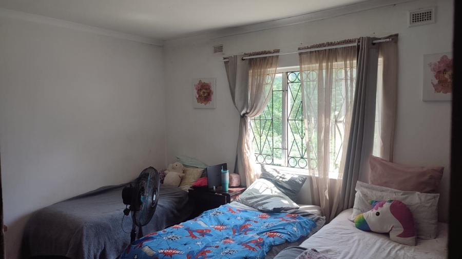 7 Bedroom Property for Sale in Avoca KwaZulu-Natal