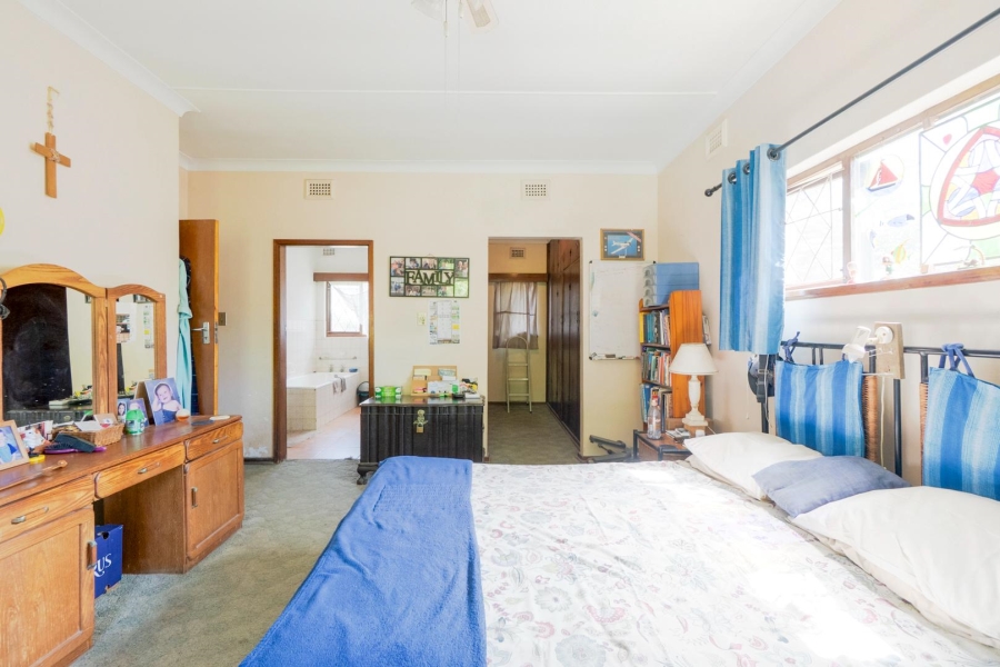 4 Bedroom Property for Sale in Athlone Park KwaZulu-Natal