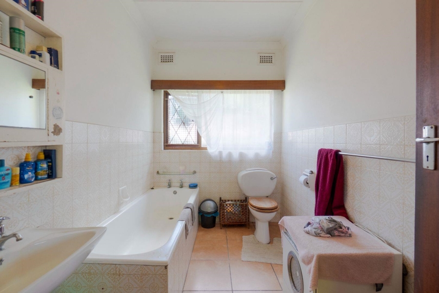 4 Bedroom Property for Sale in Athlone Park KwaZulu-Natal