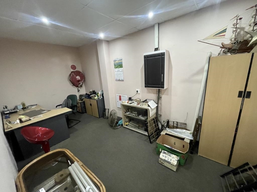 To Let commercial Property for Rent in Mount Edgecombe KwaZulu-Natal