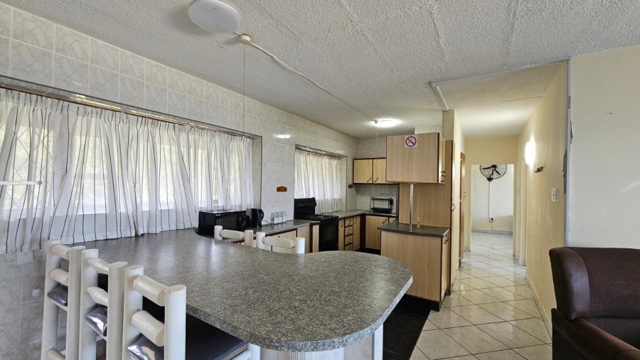 To Let 2 Bedroom Property for Rent in Amanzimtoti KwaZulu-Natal