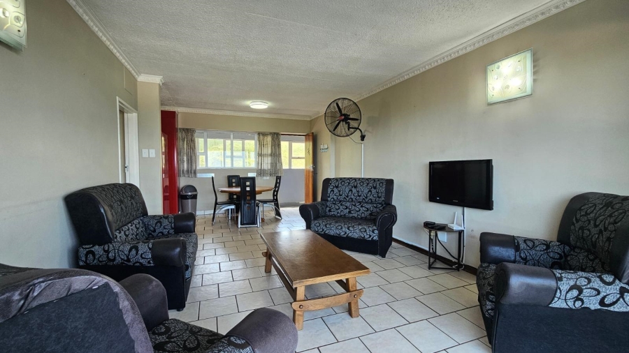 To Let 2 Bedroom Property for Rent in Amanzimtoti KwaZulu-Natal