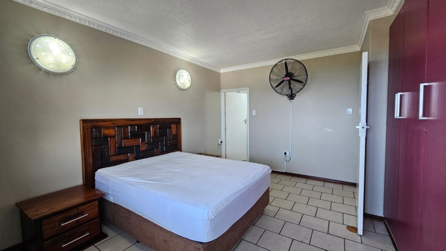 To Let 2 Bedroom Property for Rent in Amanzimtoti KwaZulu-Natal
