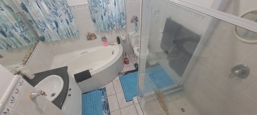 3 Bedroom Property for Sale in Richards Bay KwaZulu-Natal