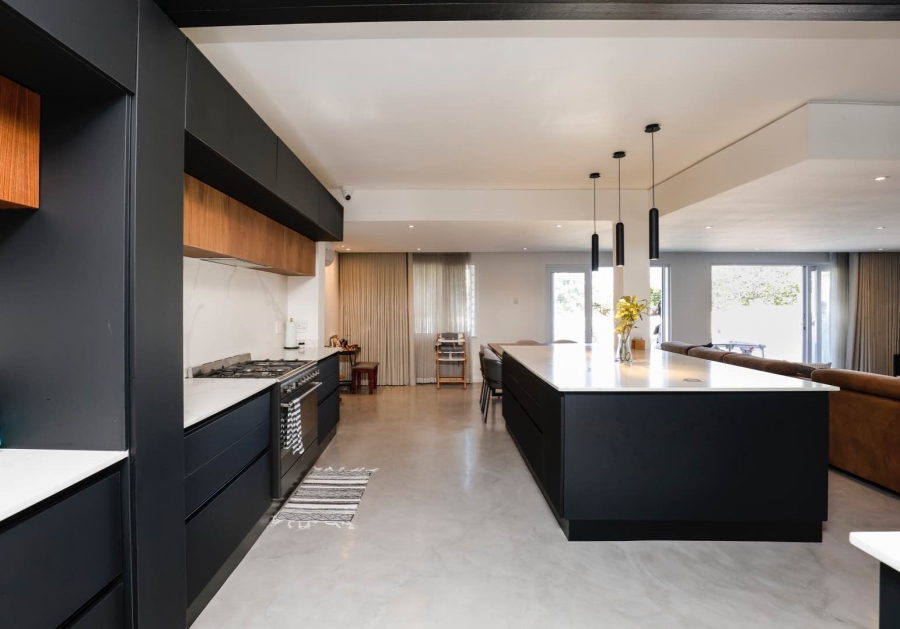 4 Bedroom Property for Sale in La Lucia KwaZulu-Natal