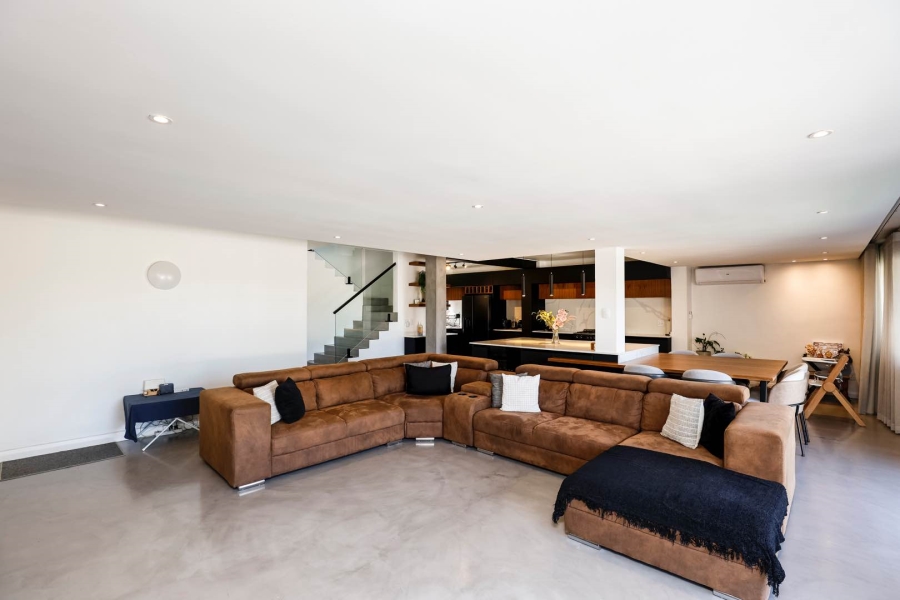 4 Bedroom Property for Sale in La Lucia KwaZulu-Natal