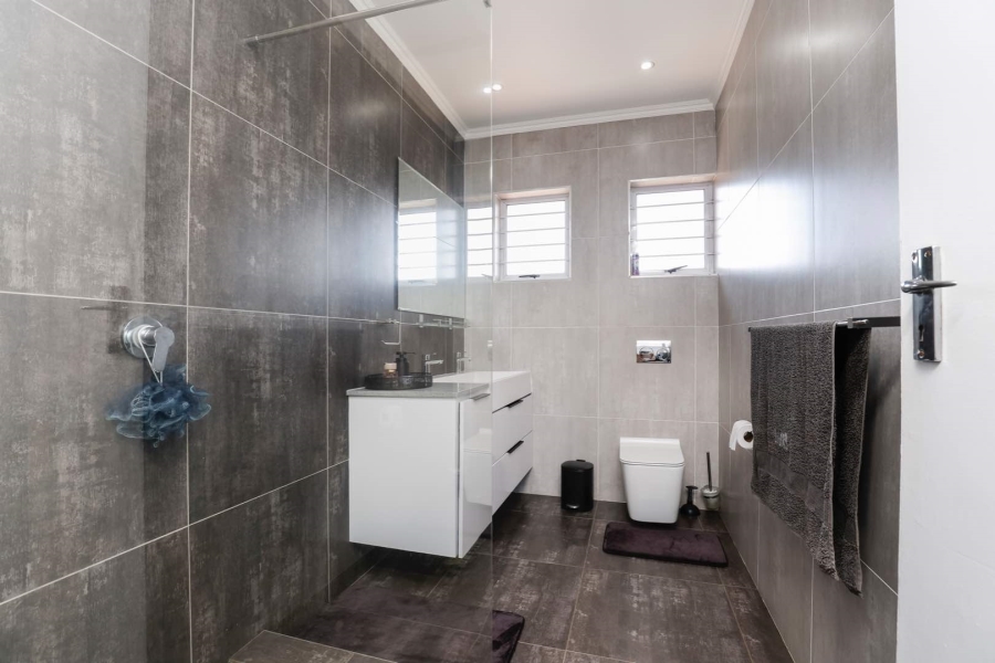 4 Bedroom Property for Sale in La Lucia KwaZulu-Natal