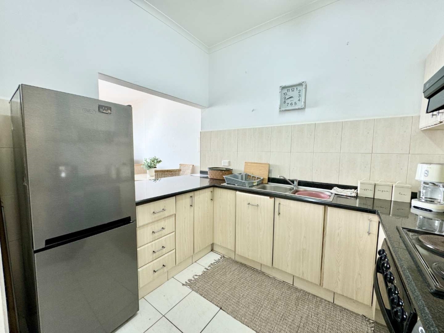 2 Bedroom Property for Sale in Selection Beach KwaZulu-Natal