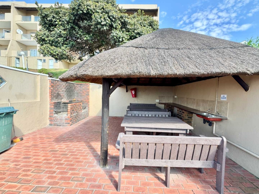 2 Bedroom Property for Sale in Selection Beach KwaZulu-Natal