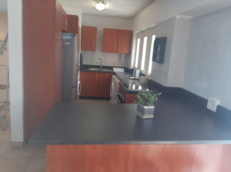 2 Bedroom Property for Sale in Amanzimtoti KwaZulu-Natal