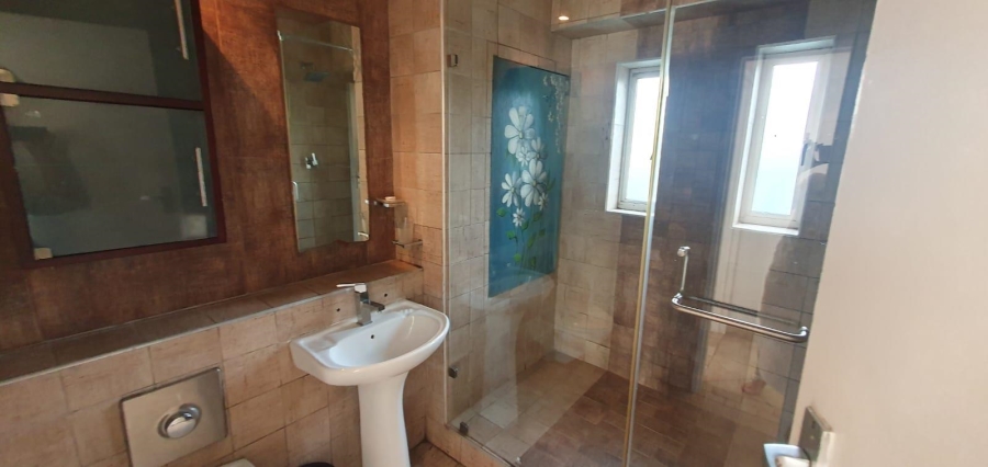 2 Bedroom Property for Sale in Amanzimtoti KwaZulu-Natal