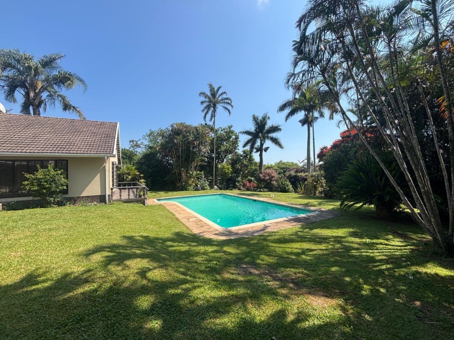 To Let 4 Bedroom Property for Rent in Kloof KwaZulu-Natal