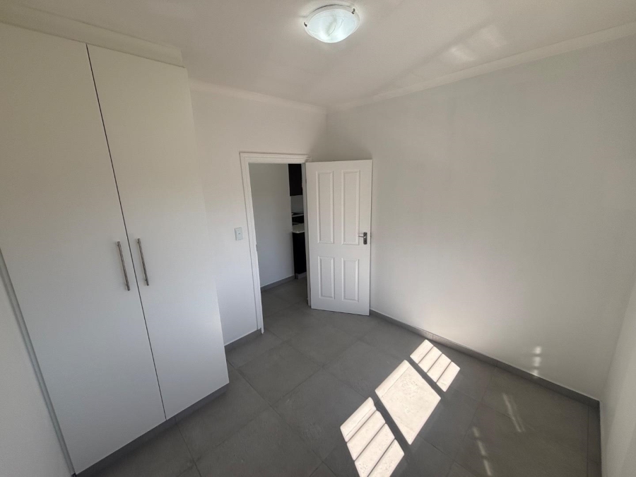 To Let 2 Bedroom Property for Rent in Winston Park KwaZulu-Natal
