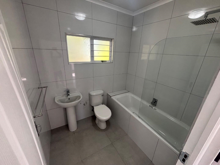 To Let 2 Bedroom Property for Rent in Winston Park KwaZulu-Natal