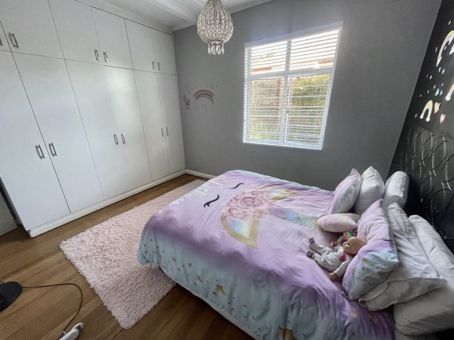 To Let 3 Bedroom Property for Rent in Athlone KwaZulu-Natal