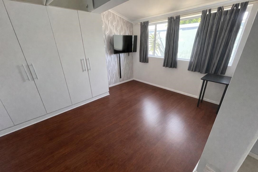 To Let 3 Bedroom Property for Rent in Athlone KwaZulu-Natal