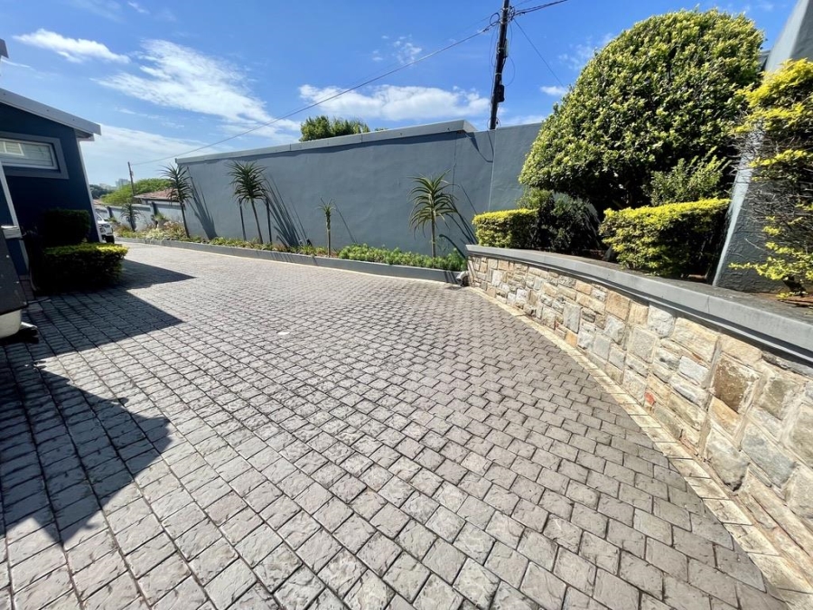 To Let 3 Bedroom Property for Rent in Athlone KwaZulu-Natal