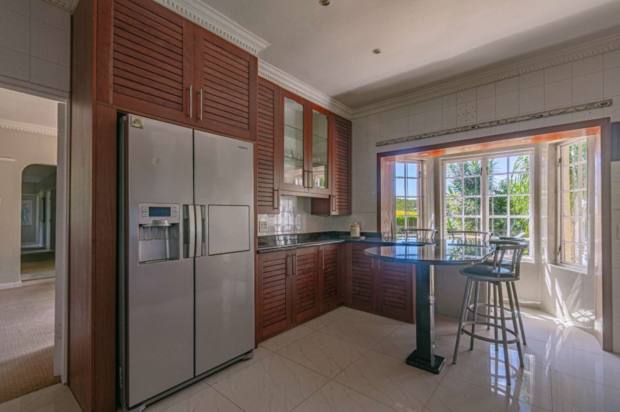 7 Bedroom Property for Sale in Kloof KwaZulu-Natal