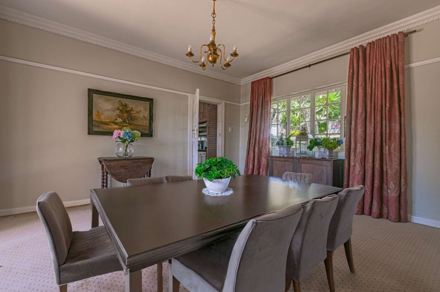 7 Bedroom Property for Sale in Kloof KwaZulu-Natal