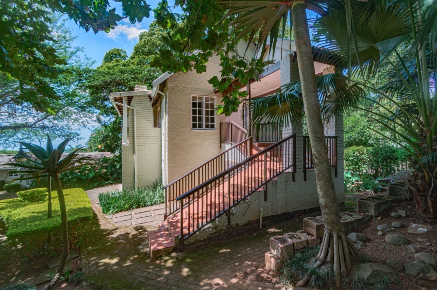 7 Bedroom Property for Sale in Kloof KwaZulu-Natal