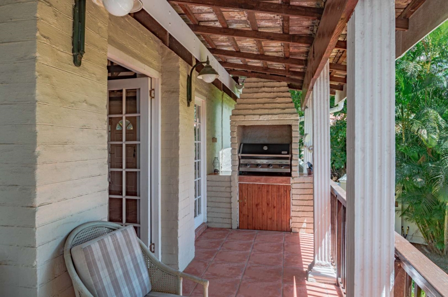 7 Bedroom Property for Sale in Kloof KwaZulu-Natal