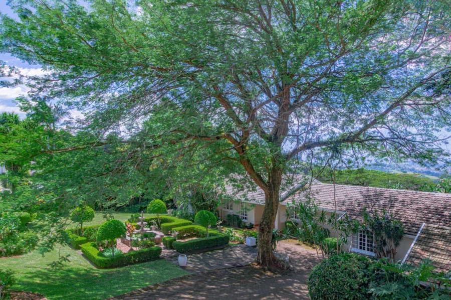7 Bedroom Property for Sale in Kloof KwaZulu-Natal