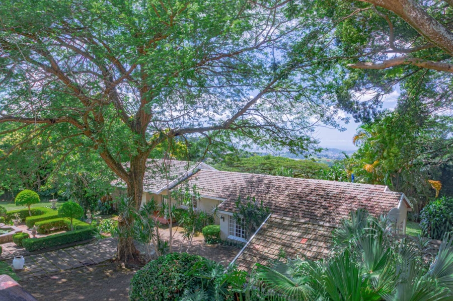 7 Bedroom Property for Sale in Kloof KwaZulu-Natal