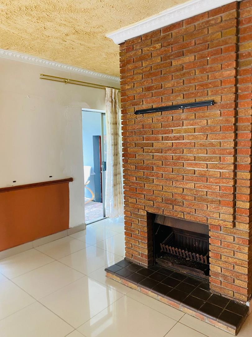 4 Bedroom Property for Sale in Berea West KwaZulu-Natal