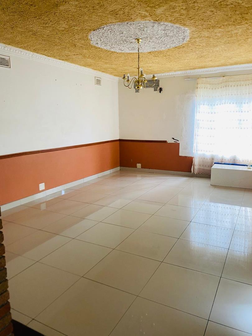 4 Bedroom Property for Sale in Berea West KwaZulu-Natal