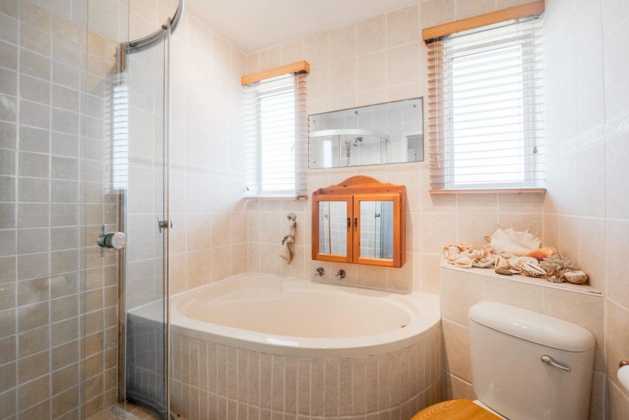 3 Bedroom Property for Sale in Doonside KwaZulu-Natal