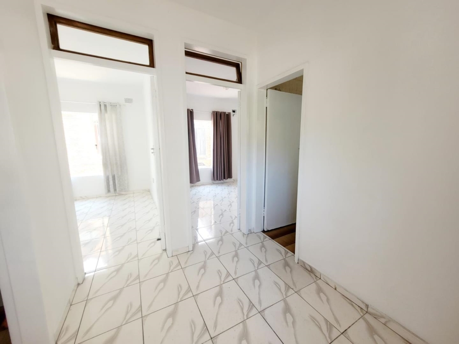 To Let 1 Bedroom Property for Rent in Overport KwaZulu-Natal