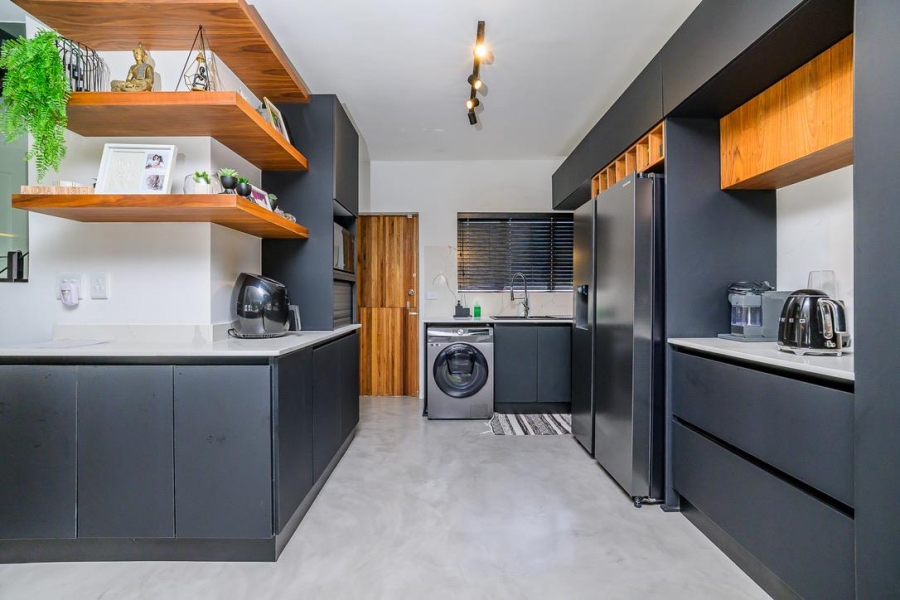 4 Bedroom Property for Sale in La Lucia KwaZulu-Natal