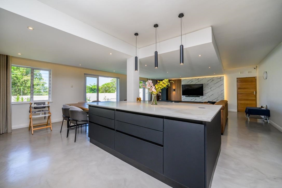 4 Bedroom Property for Sale in La Lucia KwaZulu-Natal