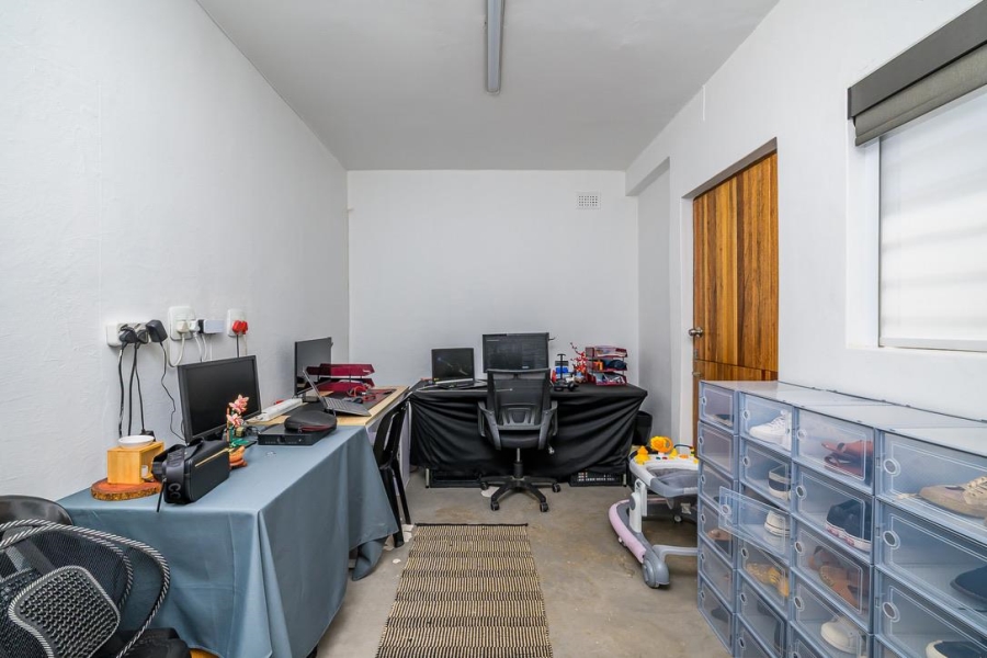 To Let 3 Bedroom Property for Rent in La Lucia KwaZulu-Natal