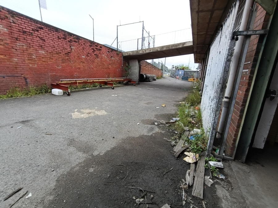 To Let commercial Property for Rent in Pineside KwaZulu-Natal