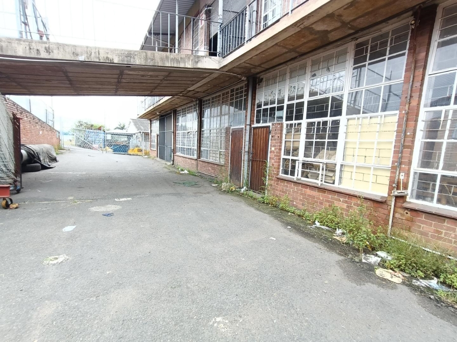 To Let commercial Property for Rent in Pineside KwaZulu-Natal