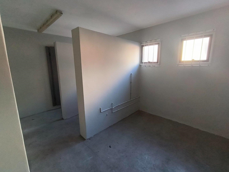 To Let commercial Property for Rent in New Germany KwaZulu-Natal