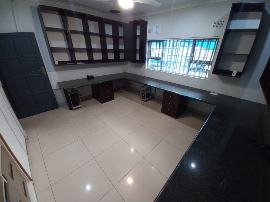To Let commercial Property for Rent in Richards Bay KwaZulu-Natal