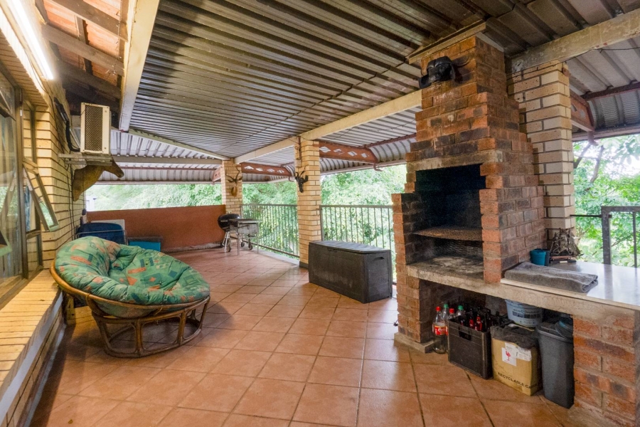 4 Bedroom Property for Sale in Amanzimtoti KwaZulu-Natal